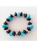 Bracelets mixtes en rondelles de bois et perles acryliques de couleur